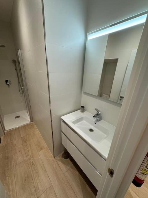 Madrid Centro Apartamnto Estreno Zewnętrze zdjęcie